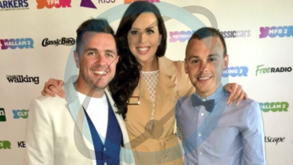 rebecca mckinney chris smith split